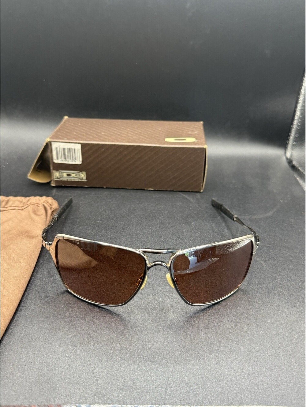 Oakley Inmate Polished Chrome/VR28 Black Iridium Lenses 05-631